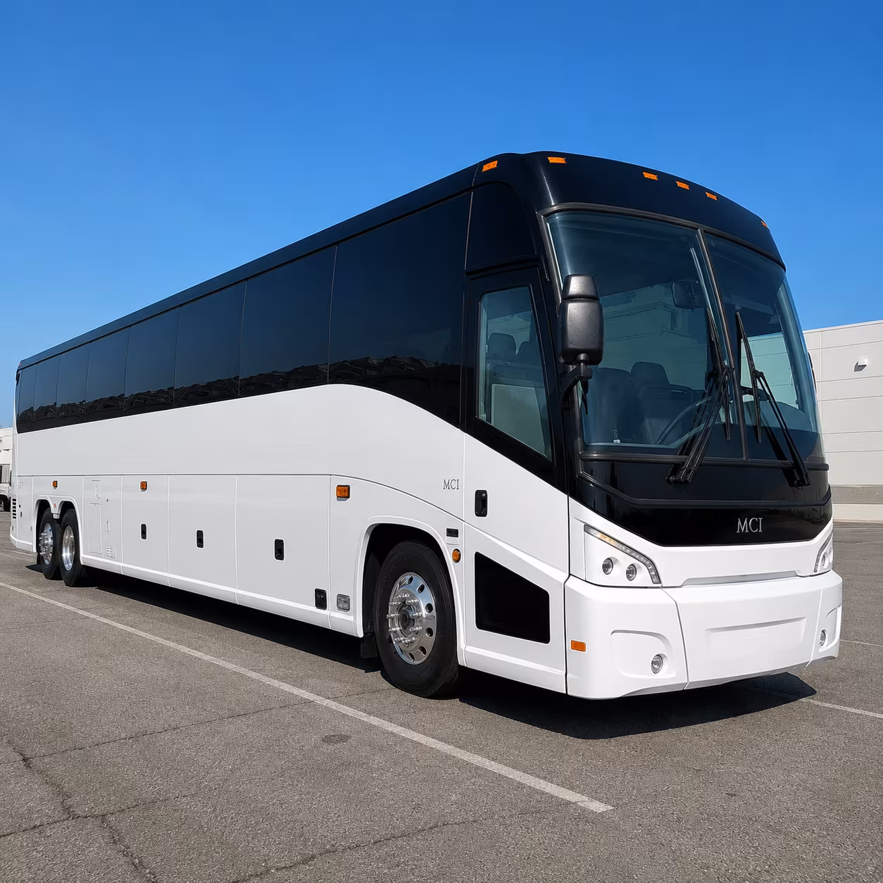 airport shuttle buses from west bloomfield to dtw