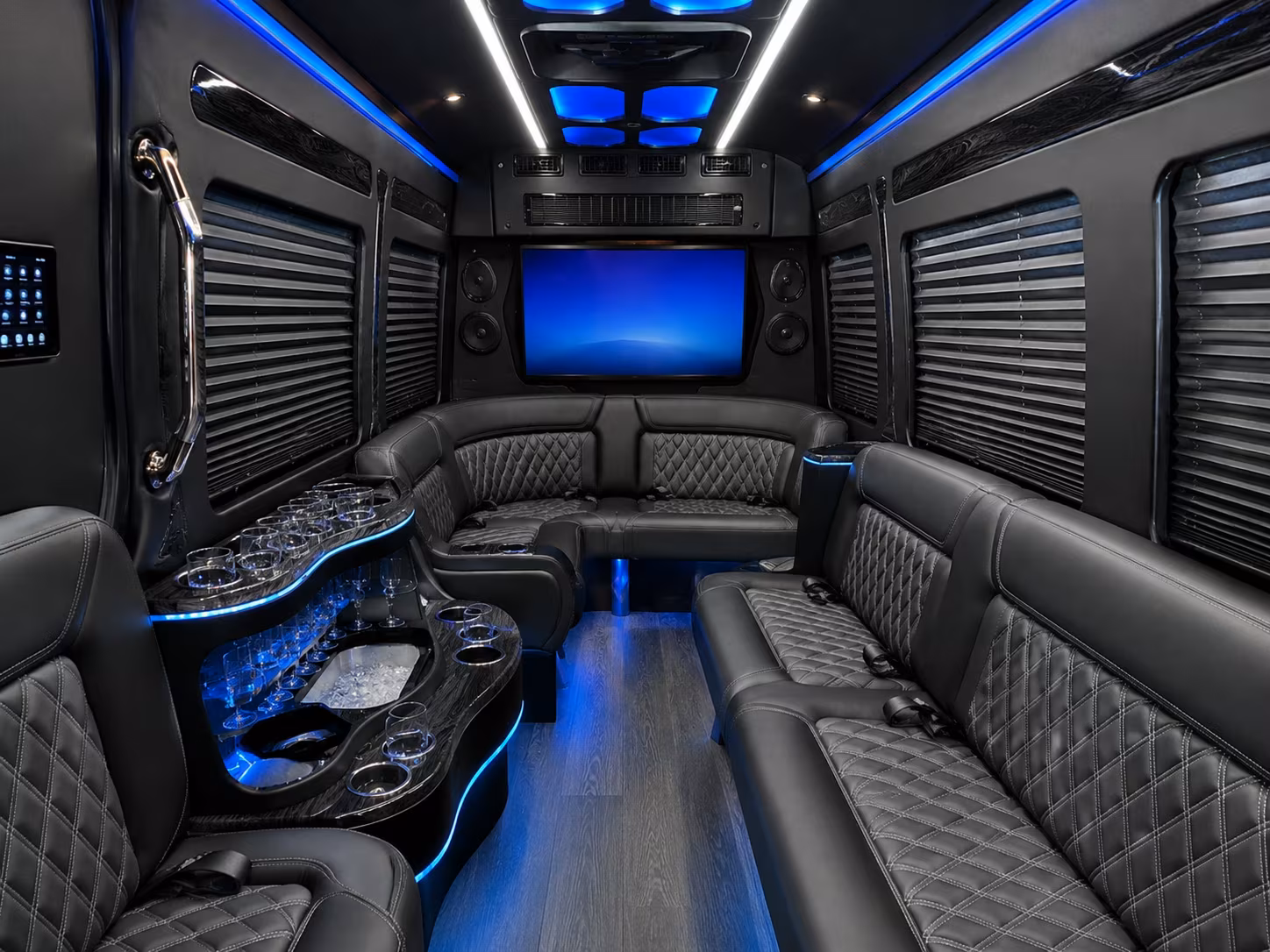 detroit auto show shuttles from west bloomfield