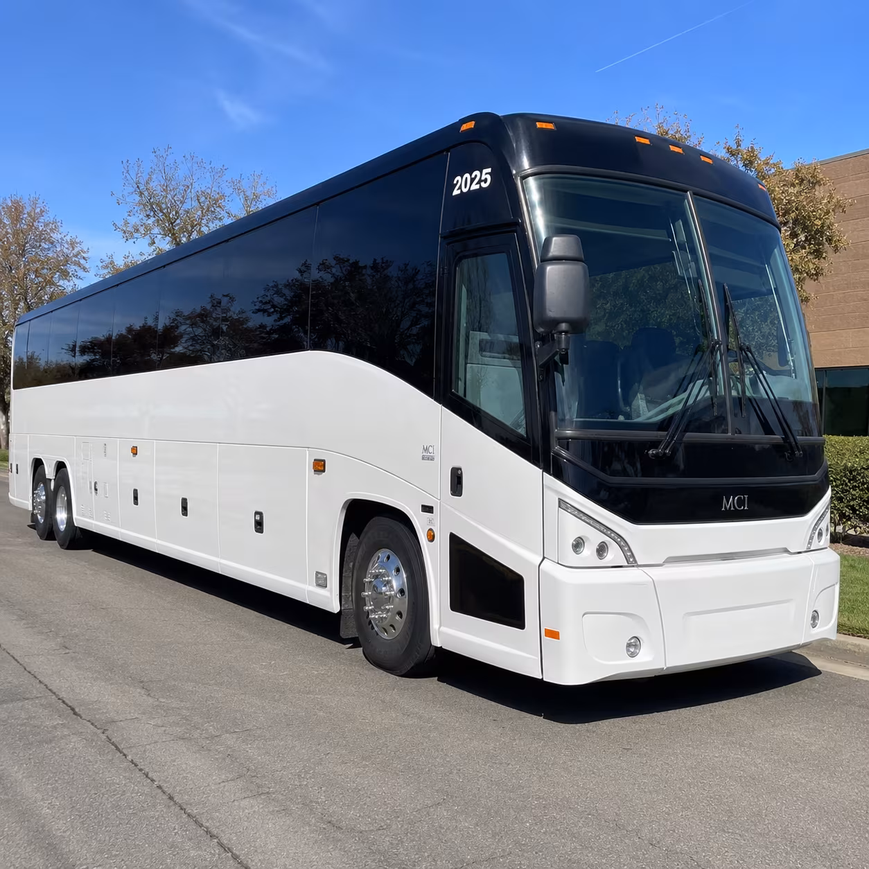 prom homecoming party bus rentals for west bloomfield students