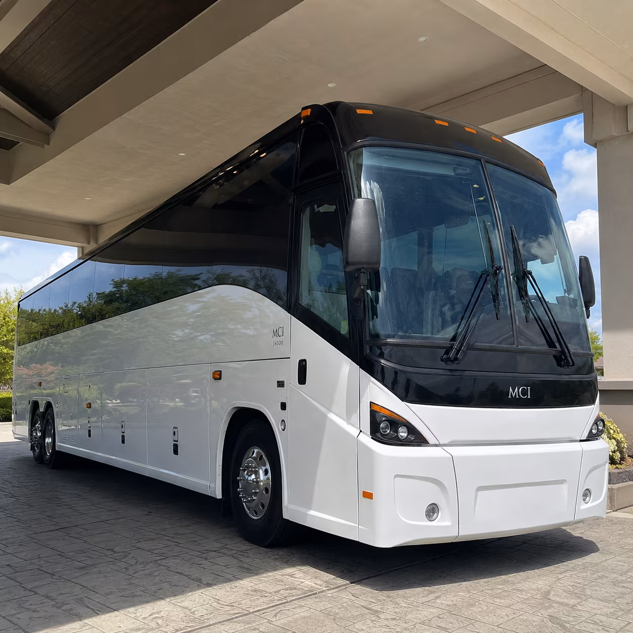 west bloomfield corporate and executive airport shuttle service